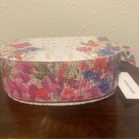 **SOLD** Brahmin Briar White and Pink Floral Crossbody Bag - Picture 5 of 7